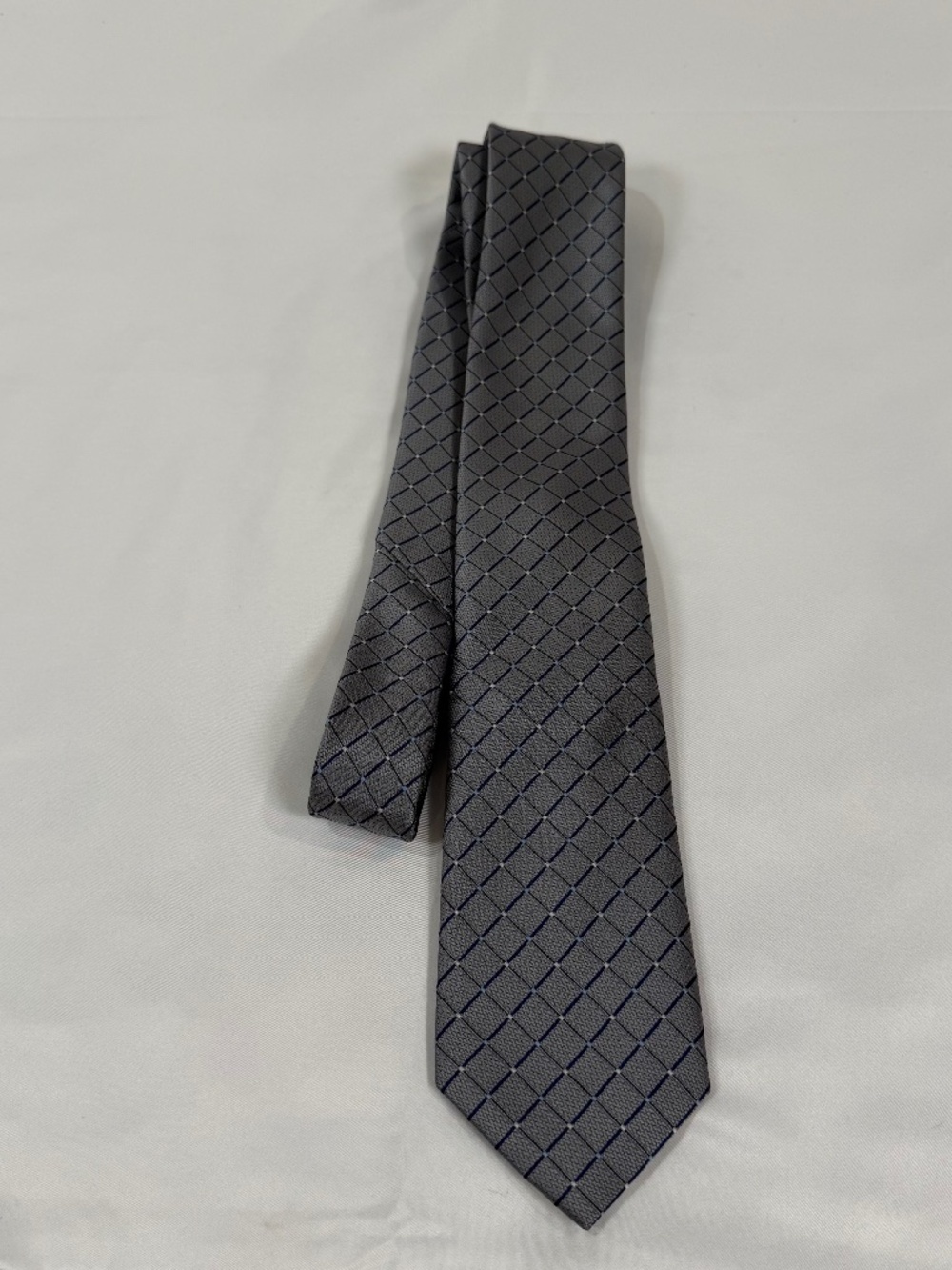 Bespoke New York Gray Blue Grid Pattern Classic Neck Tie